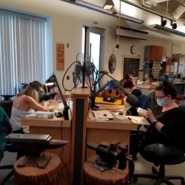 Intermediate/Advanced Independent Studio